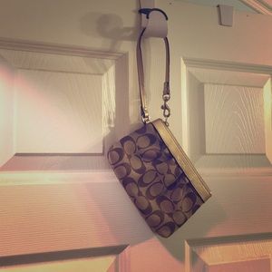 Coach wristlet :)